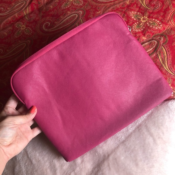 Martha Stewart Tablet Sleeve - Picture 1 of 6